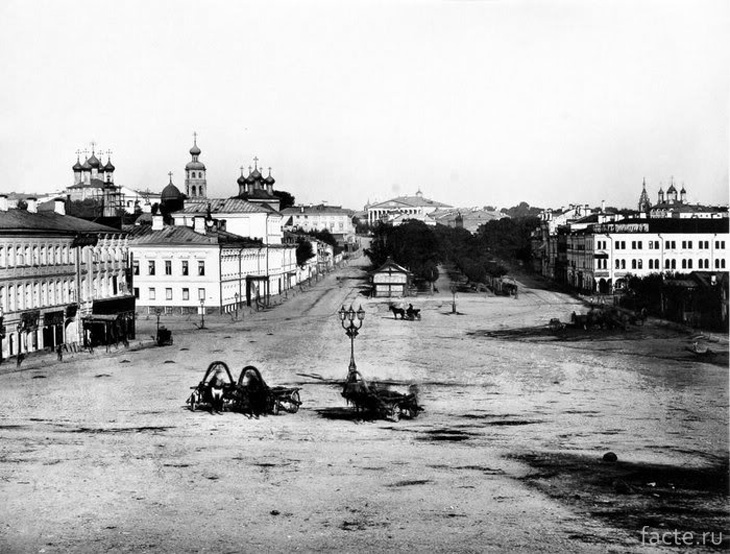 Трубная площадь в 1880-е годы